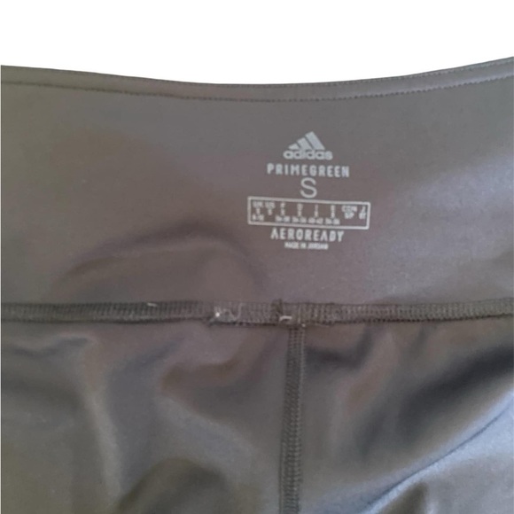 Adidas shorts - Picture 2 of 4